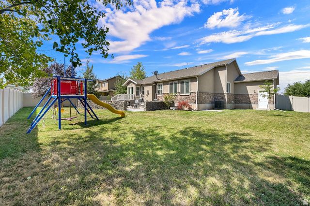 1051 S 1925 W, Syracuse, UT 84075