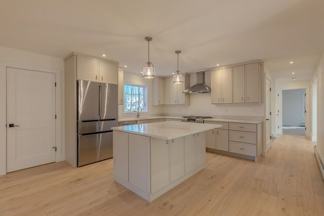 171 Mending Walls Road, Manchester, VT 05255