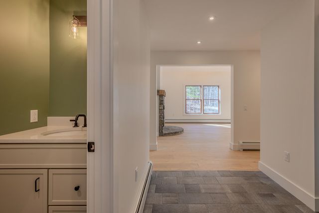 171 Mending Walls Road, Manchester, VT 05255