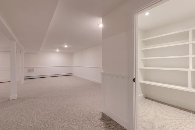 171 Mending Walls Road, Manchester, VT 05255