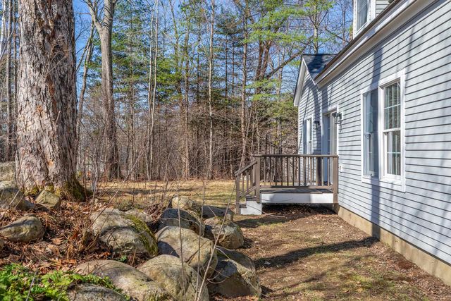 171 Mending Walls Road, Manchester, VT 05255
