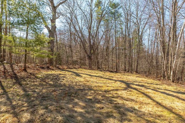 171 Mending Walls Road, Manchester, VT 05255