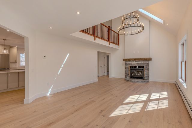 171 Mending Walls Road, Manchester, VT 05255