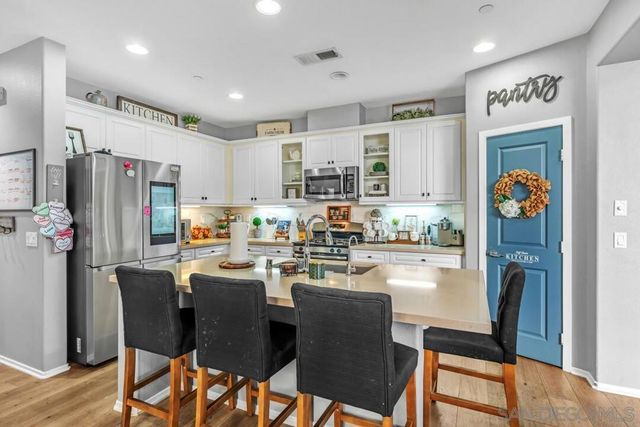 1810 Casa Morro St, Chula Vista, CA 91915