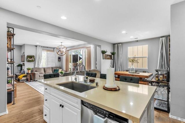 1810 Casa Morro St, Chula Vista, CA 91915