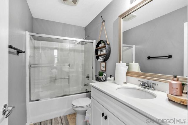 1810 Casa Morro St, Chula Vista, CA 91915