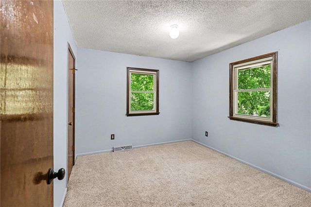 15818 Salem Road, Excelsior Springs, MO 64024