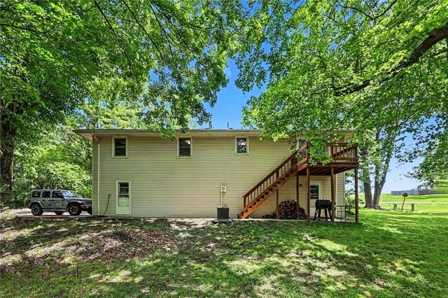15818 Salem Road, Excelsior Springs, MO 64024