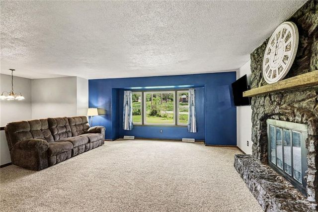 15818 Salem Road, Excelsior Springs, MO 64024
