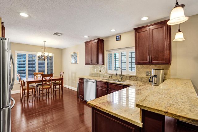 10425 Buena Ventura Drive, Boca Raton, FL 33498