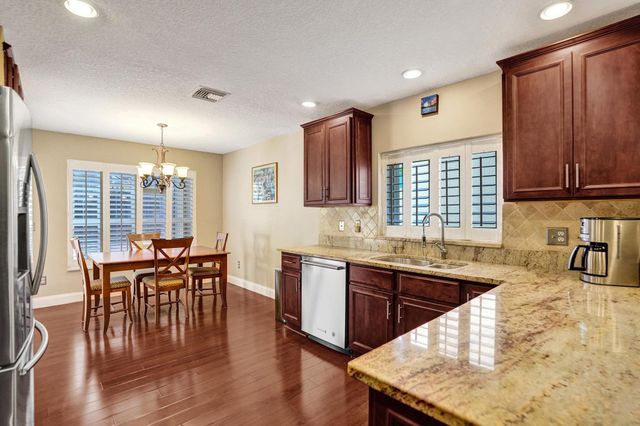 10425 Buena Ventura Drive, Boca Raton, FL 33498