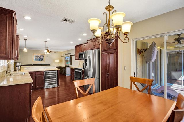 10425 Buena Ventura Drive, Boca Raton, FL 33498