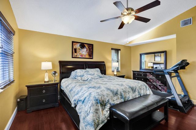 10425 Buena Ventura Drive, Boca Raton, FL 33498