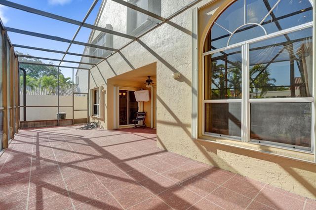 10425 Buena Ventura Drive, Boca Raton, FL 33498