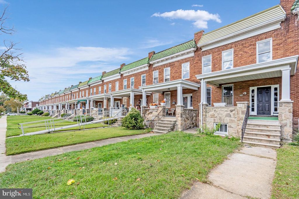 2404 W LAFAYETTE AVENUE, Baltimore, MD 21216