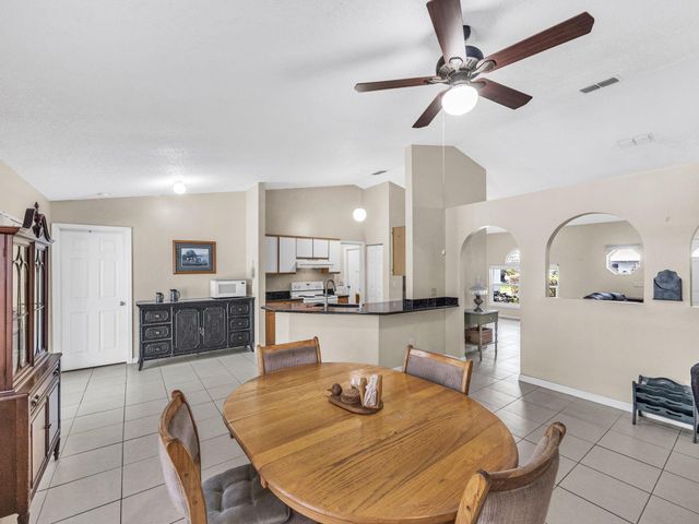 509 SW Feldman Avenue, Port St Lucie, FL 34953