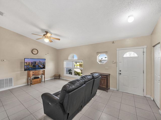 509 SW Feldman Avenue, Port St Lucie, FL 34953