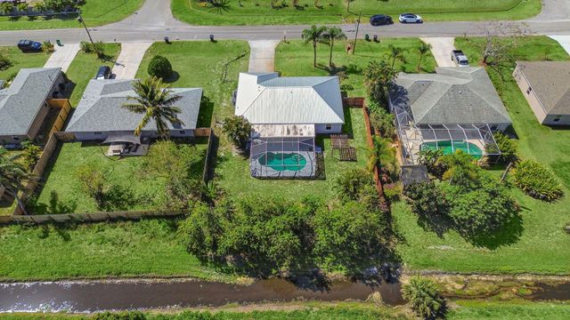 509 SW Feldman Avenue, Port St Lucie, FL 34953