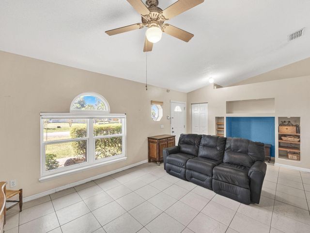 509 SW Feldman Avenue, Port St Lucie, FL 34953
