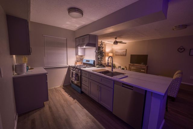 736 Monell Drive NE, Albuquerque, NM 87123
