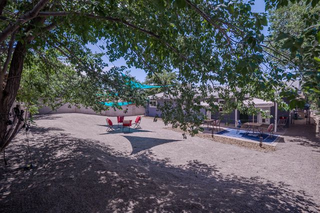 736 Monell Drive NE, Albuquerque, NM 87123