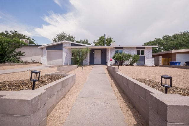 736 Monell Drive NE, Albuquerque, NM 87123