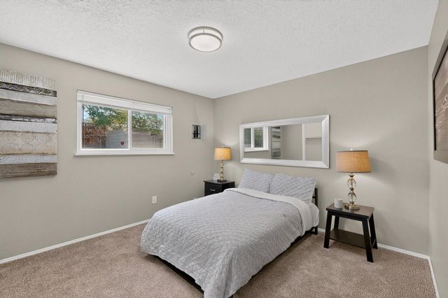 736 Monell Drive NE, Albuquerque, NM 87123