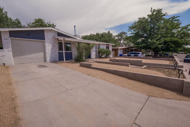736 Monell Drive NE, Albuquerque, NM 87123
