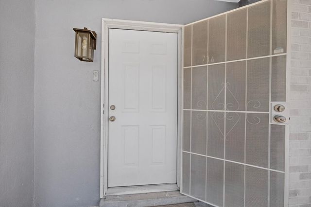 736 Monell Drive NE, Albuquerque, NM 87123