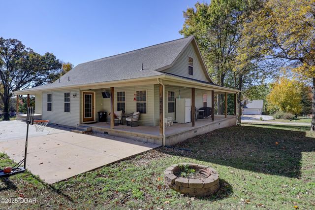 8160 County Ln 214, Joplin, MO 64801