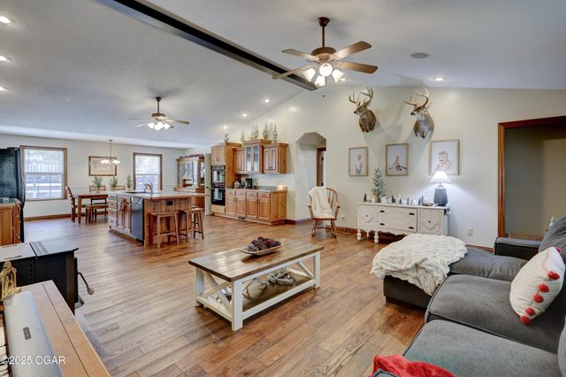 8160 County Ln 214, Joplin, MO 64801