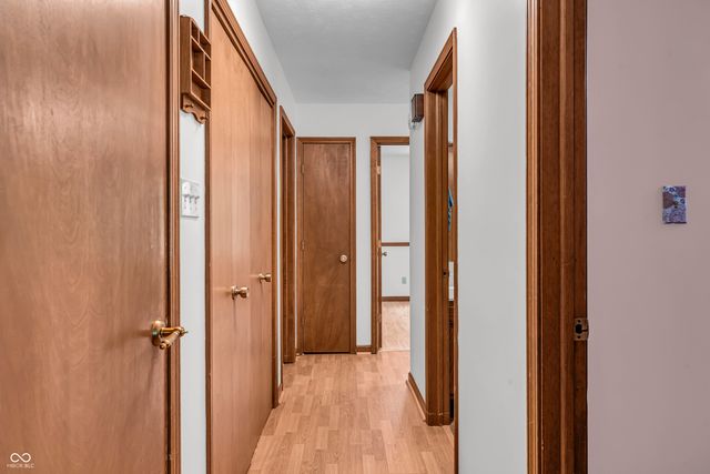1432 Holiday Lane E, Brownsburg, IN 46112