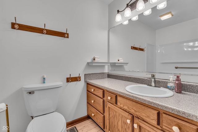 1432 Holiday Lane E, Brownsburg, IN 46112