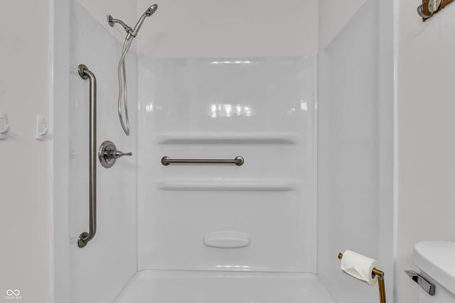 1432 Holiday Lane E, Brownsburg, IN 46112
