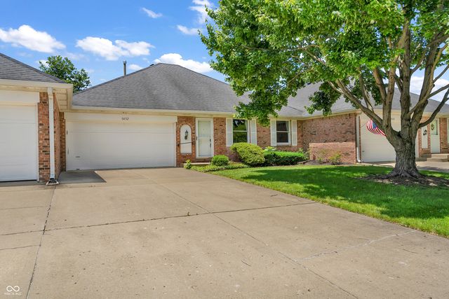 1432 Holiday Lane E, Brownsburg, IN 46112