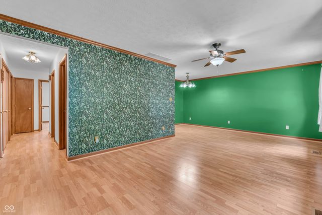 1432 Holiday Lane E, Brownsburg, IN 46112