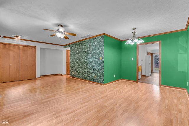 1432 Holiday Lane E, Brownsburg, IN 46112