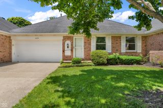 1432 Holiday Lane E, Brownsburg, IN 46112