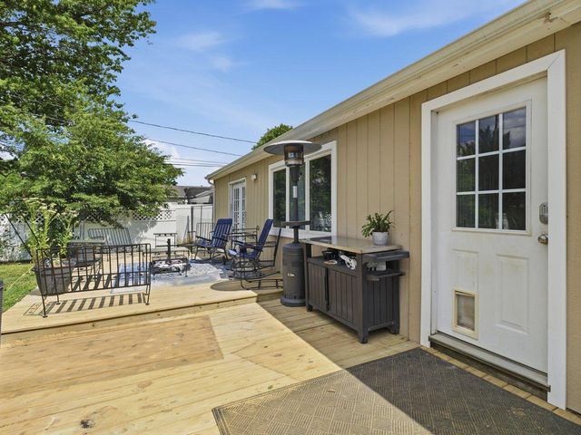 16808 TAMMANY MANOR RD, Williamsport, MD 21795