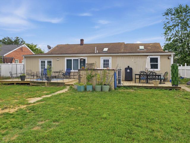 16808 TAMMANY MANOR RD, Williamsport, MD 21795