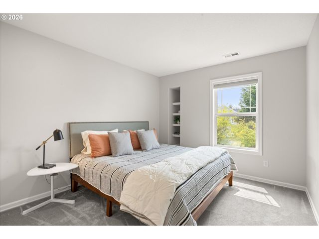 10879 Nw SUPREME Ct, Portland, OR 97229
