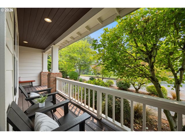 10879 Nw SUPREME Ct, Portland, OR 97229