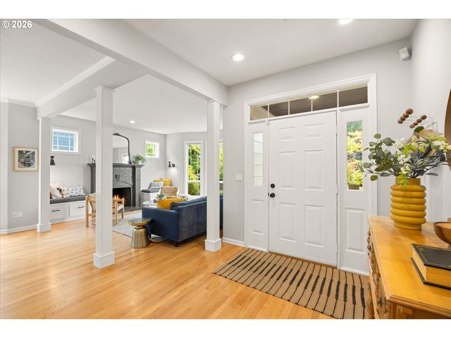 10879 Nw SUPREME Ct, Portland, OR 97229
