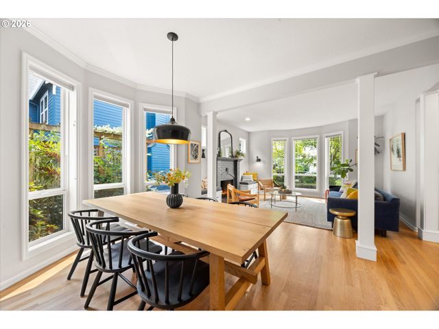 10879 Nw SUPREME Ct, Portland, OR 97229