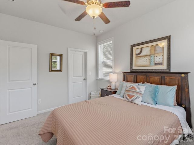 8924 Boling Green Drive, Charlotte, NC 28277