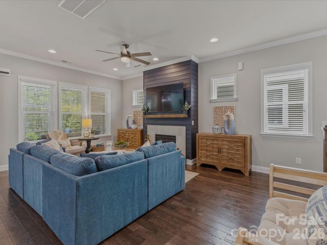 8924 Boling Green Drive, Charlotte, NC 28277