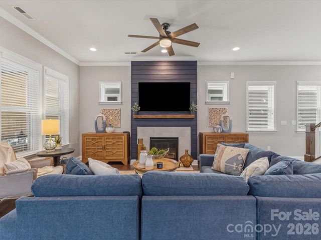 8924 Boling Green Drive, Charlotte, NC 28277