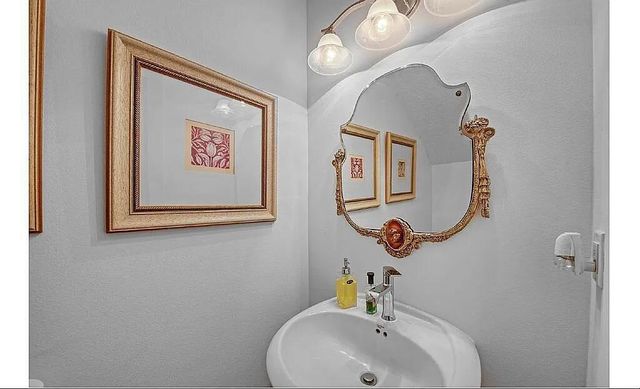 3199 Santa Catalina Place, Greenacres, FL 33467