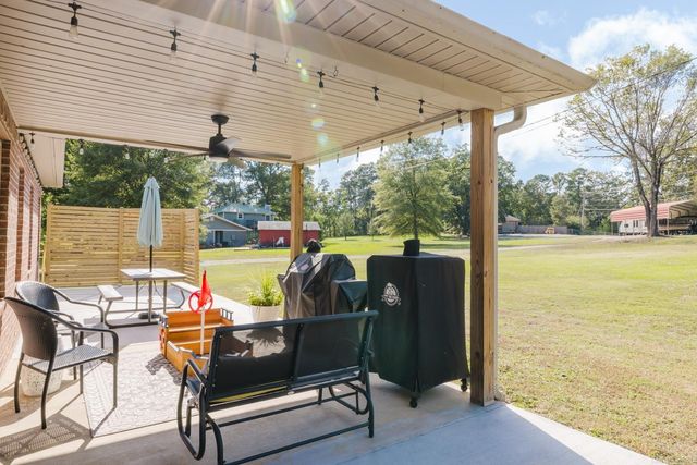 5861 Bauxite Cutoff Road, Bauxite, AR 72011