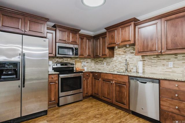 5861 Bauxite Cutoff Road, Bauxite, AR 72011